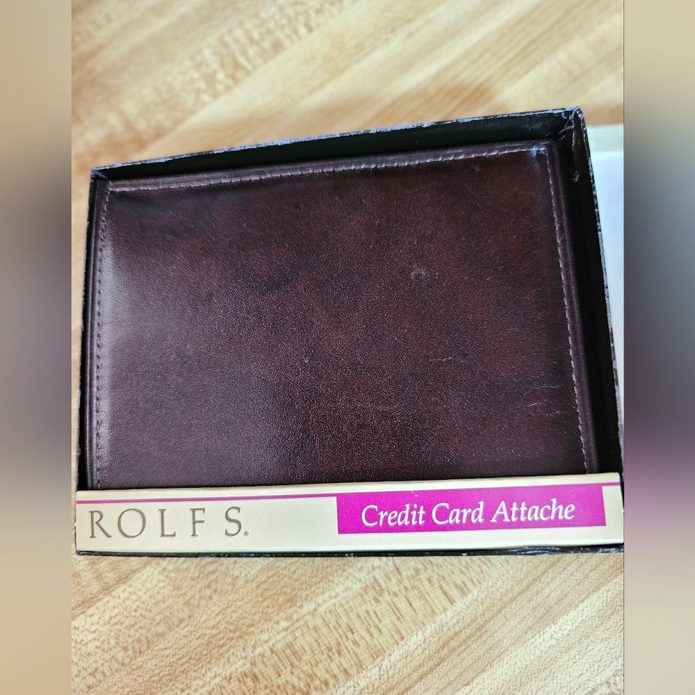 Vintage 1985 Rolfs American Classic Bifold Wallet – New in Box (NOS)